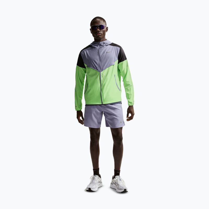 Geacă de alergare pentru bărbați Nike Impossibly Light Windrunner iron purple/black/lime blast 2
