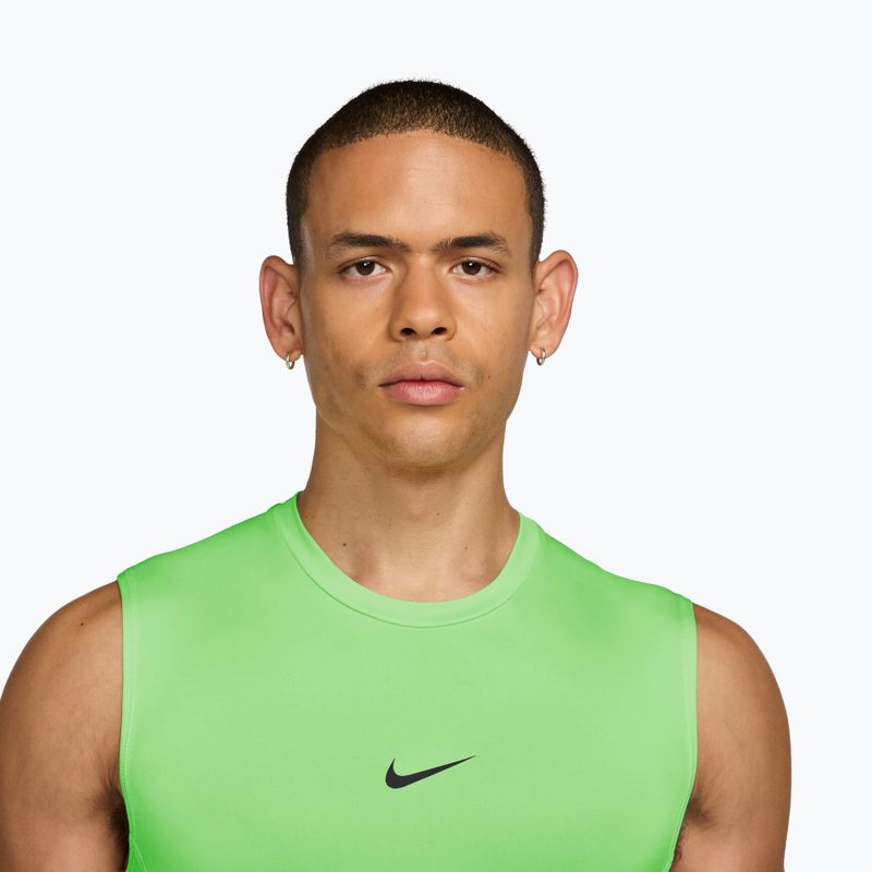 Tricou de antrenament pentru bărbați Nike Pro Dri-Fit Tight Sleeveless Fitness green strike/black 3