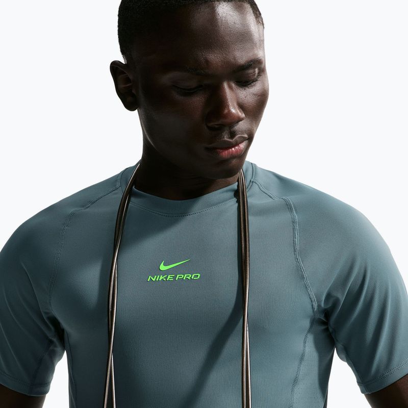 Tricou de antrenament pentru bărbați Nike Pro Training Dri-Fit mineral slate/green strike 6