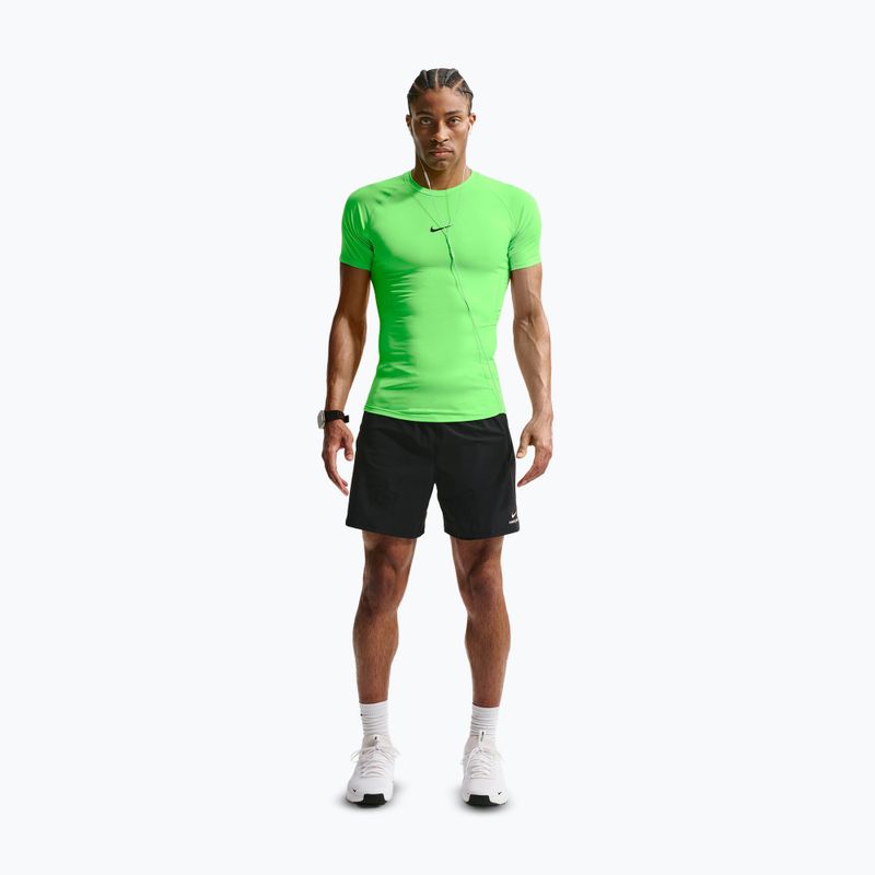 Tricou de antrenament pentru bărbați Nike Pro Dri-Fit Tight Fitness green strike/black 2