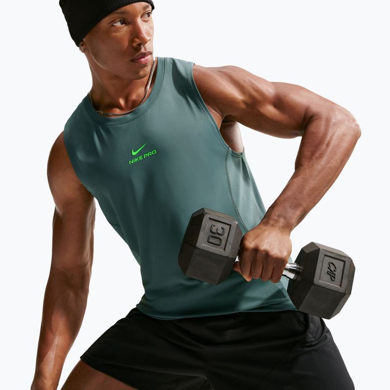 Tricou de antrenament bărbați Nike Pro Training Dri-Fit mineral slate/green strike 6