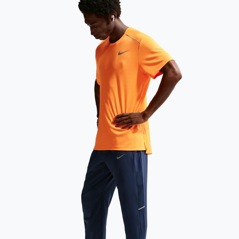Pantaloni de alergare pentru bărbați Nike Miler Dri-Fit Woven midnight navy 4