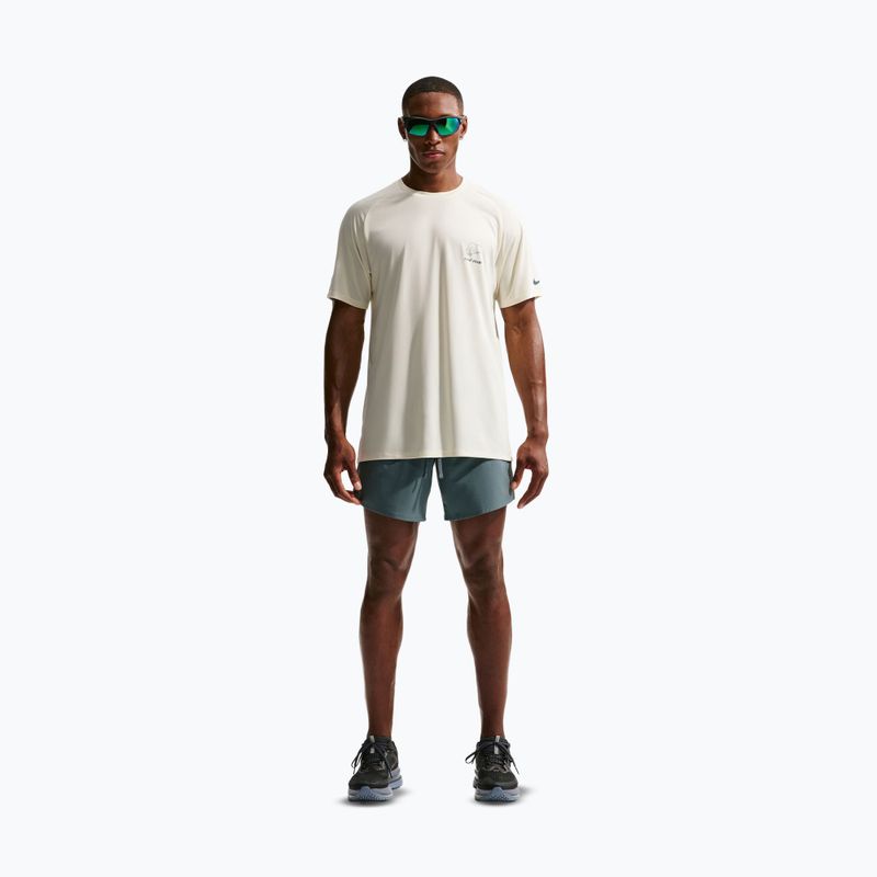 Pantaloni scurți de alergare pentru bărbați Nike Stride Dri-Fit 2in1 7" mineral slate 2