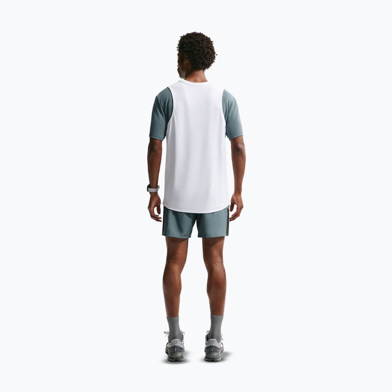 Pantaloni scurți de alergare pentru bărbați Nike Miler Dri-Fit 2in1 5" mineral slate 3