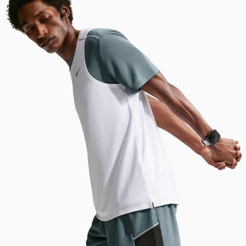 Pantaloni scurți de alergare pentru bărbați Nike Miler Dri-Fit 2in1 5" mineral slate 4