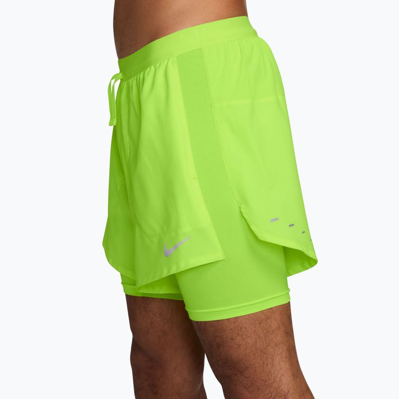 Pantaloni scurți de alergare pentru bărbați Nike Stride Dri-Fit Hybrid 5" volt ice 3