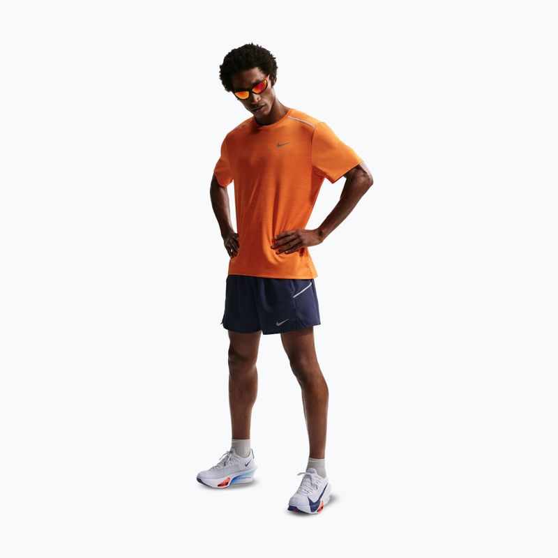 Pantaloni scurți de alergare pentru bărbați Nike Miler Dri-Fit 2in1 5" midnight navy 2