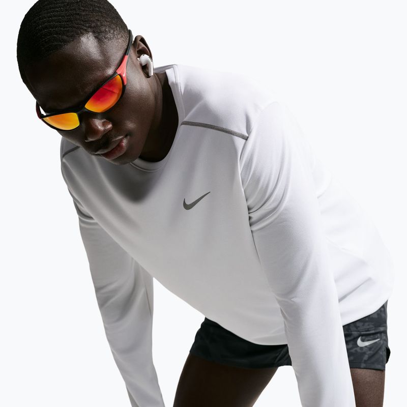 Longsleeve de alergare pentru bărbați Nike Miler Dri-Fit UV white 4