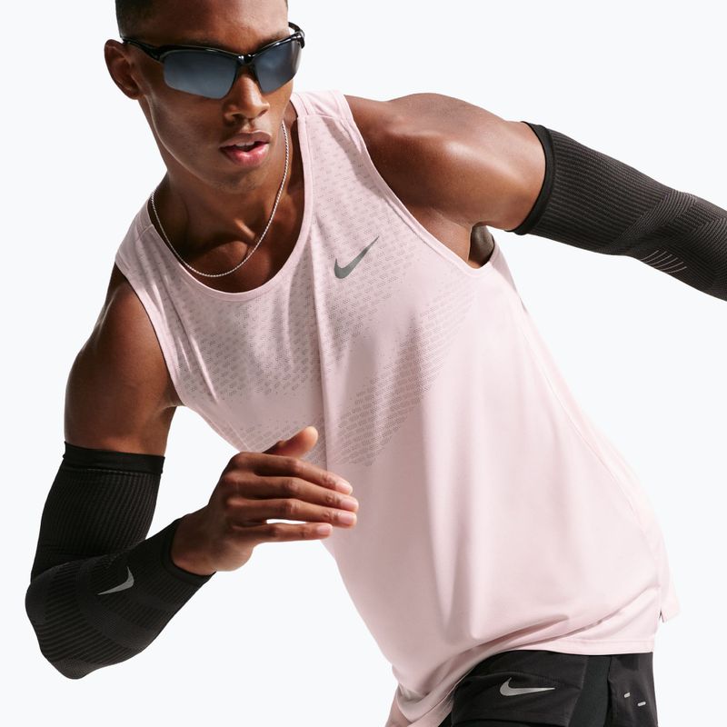 Tricou de alergare pentru bărbați Nike Stride Dri-Fit ADV silt red 4
