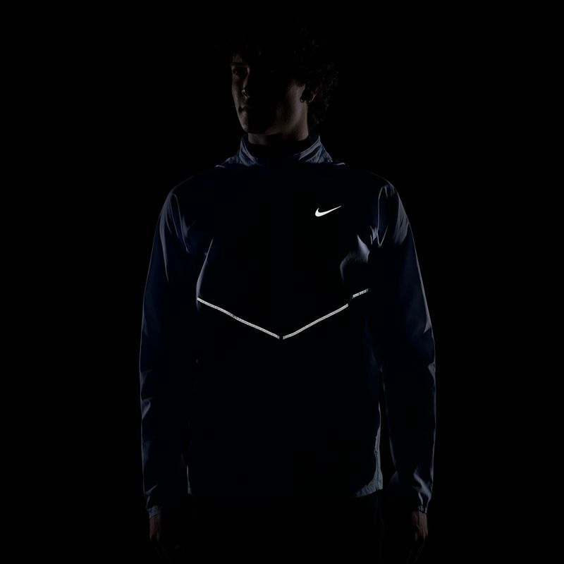 Geacă de alergare pentru bărbați Nike Miler Repel UV royal pulse/royal pulse 8