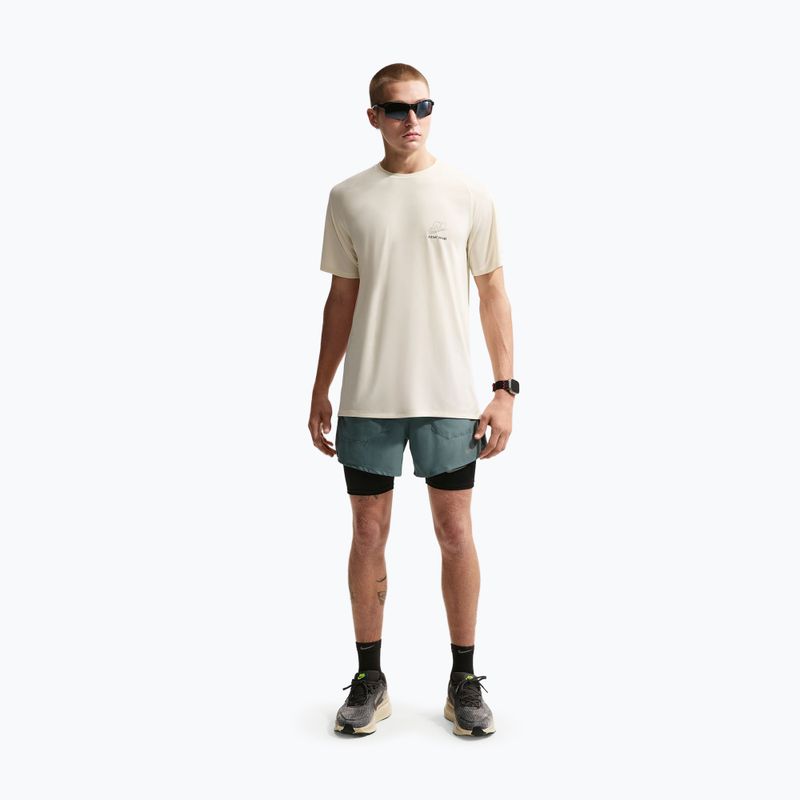 Tricou de alergare pentru bărbați Nike Stride Dri-Fit ADV coconut milk 2