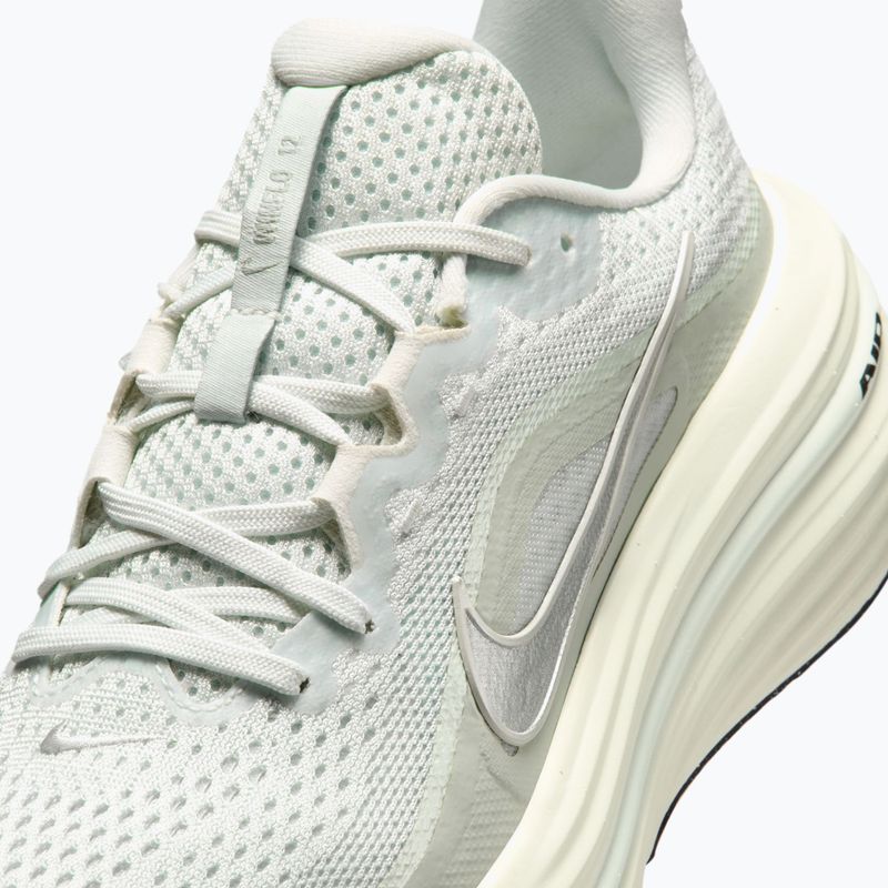 Încălțăminte de alergare pentru femei Nike Winflo 12 off white/barely green/metallic silver 3