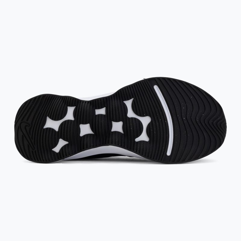 Încălțăminte pentru femei Nike Motiva 2 black/pure platinum/white 4