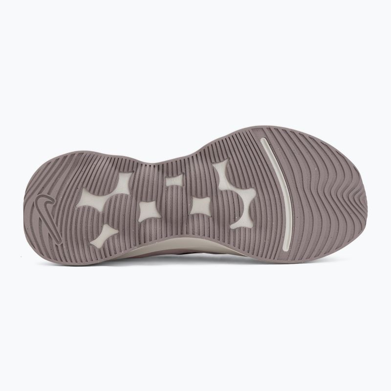 Încălțăminte pentru femei Nike Motiva 2 pearl pink/light violet ore/tattoo 4