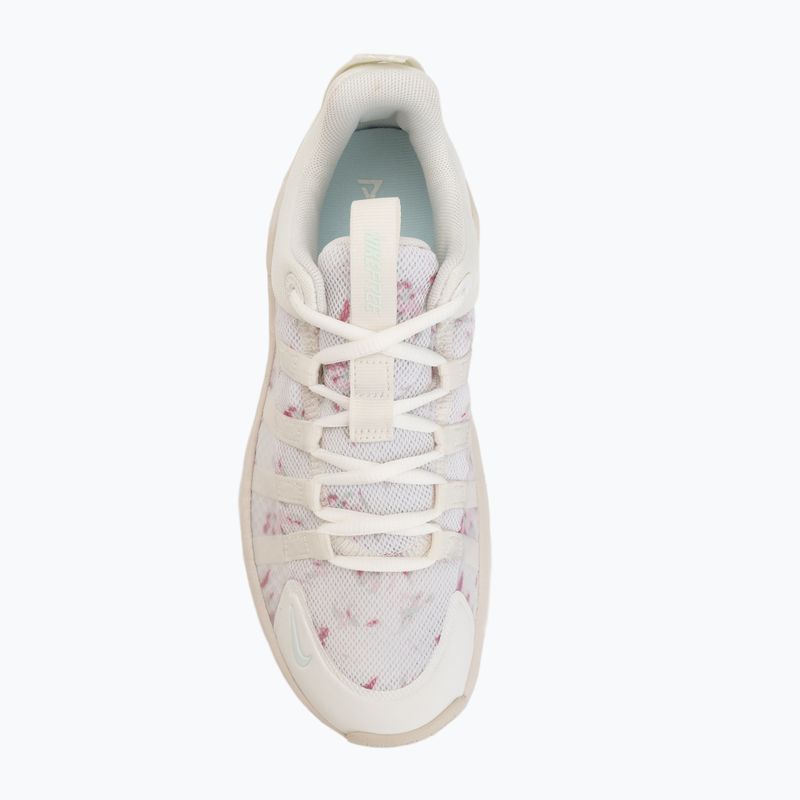 Încălțăminte de antrenament pentru femei Nike Free Metcon 7 SE sail/light orewood brown/barely green 5