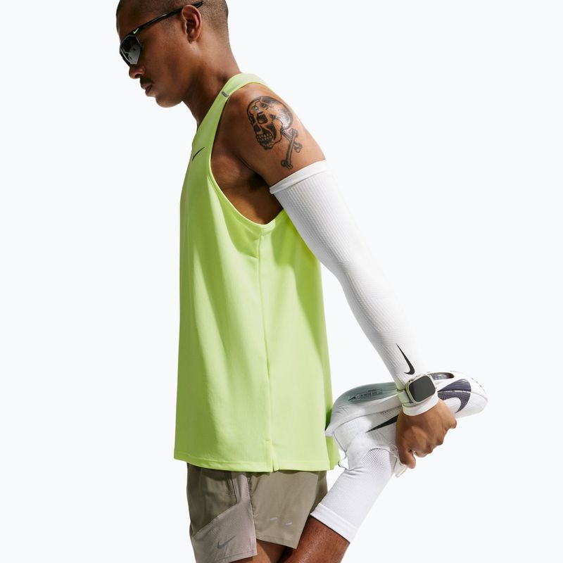Pantaloni scurți de alergare pentru bărbați Nike Stride Dri-Fit Brief-Lined 5" light army/spruce fog 5