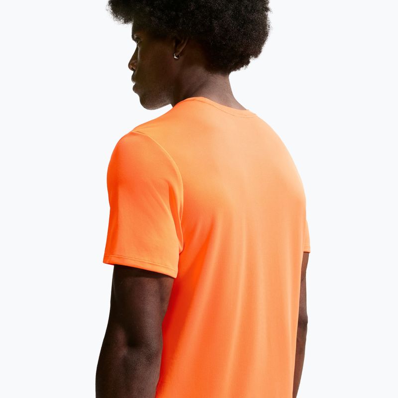 Tricou de alergare pentru bărbați Nike Miler Dri-Fit UV total orange 6
