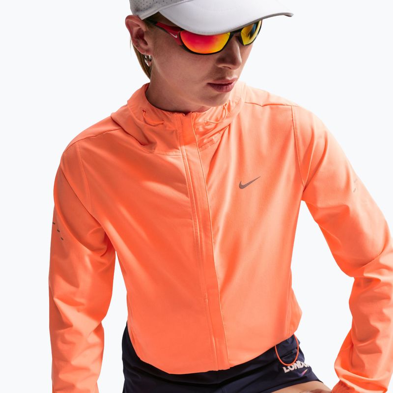 Geacă de alergare pentru femei Nike Swift Repel Packable orange pulse 6