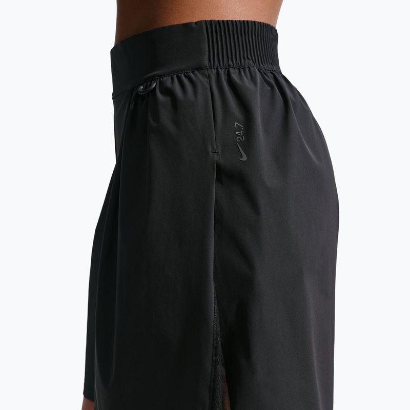Pantaloni scurți de antrenament pentru femei Nike 24.7 PerfectStretch black/black/dark smoke grey 4