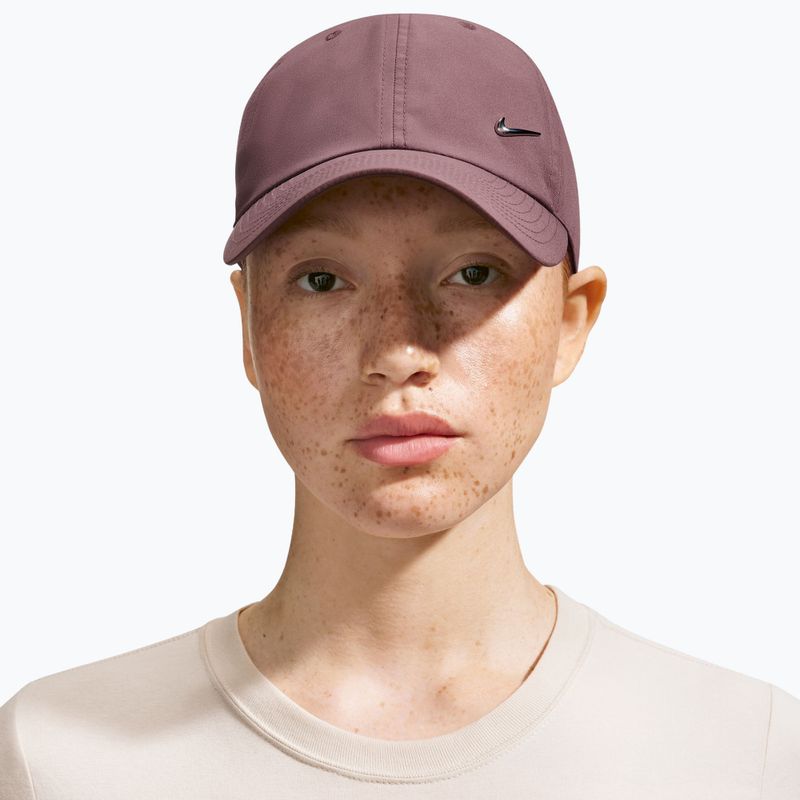 Șapcă Nike Dri-Fit Club Unstructured Metal Swoosh tattoo/metallic silver 3