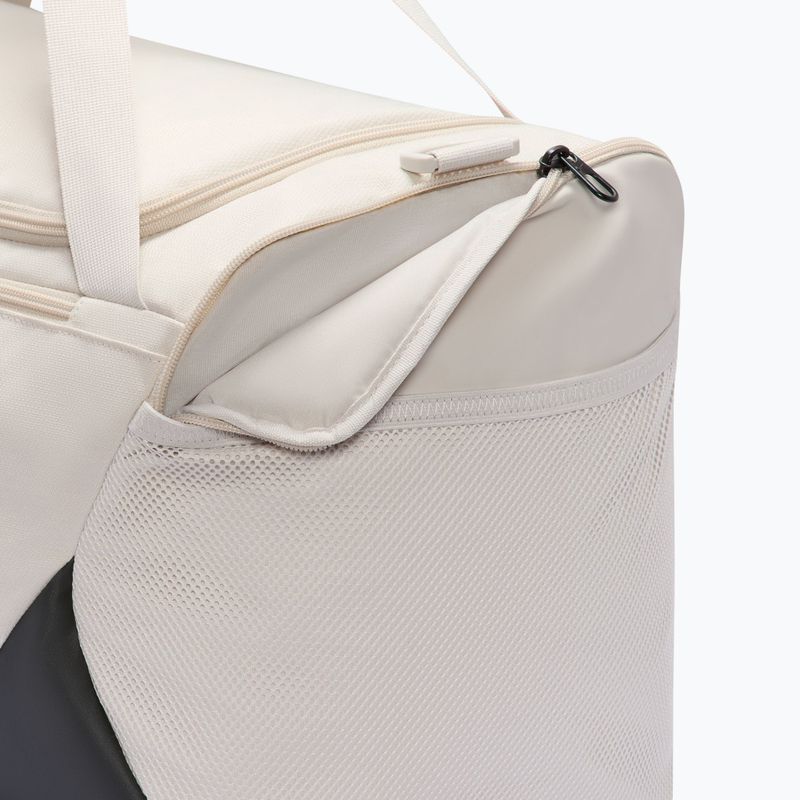 Geantă de antrenament Nike Brasilia Duffel Small 40 l light bone/black/black 8