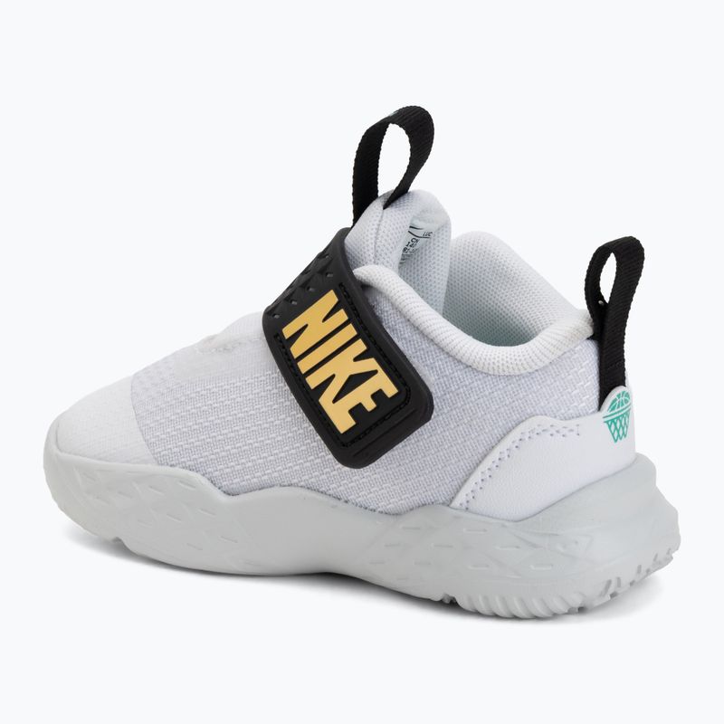Încălțăminte pentru copii Nike Team Hustle D 12 white/black/clear emerald/topaz gold 3