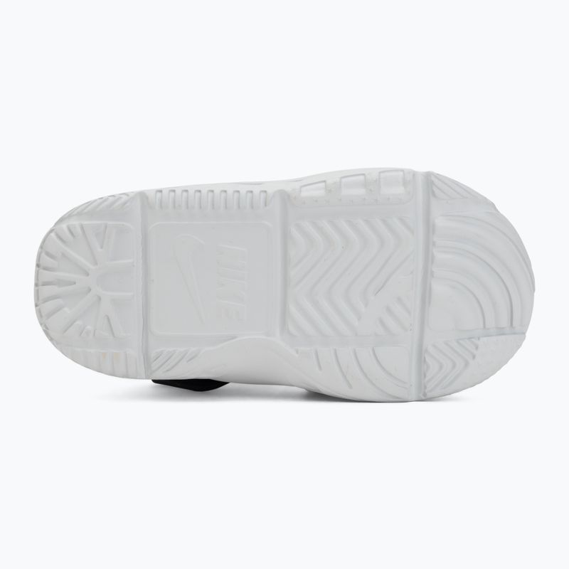 Încălțăminte pentru copii Nike Team Hustle D 12 white/black/clear emerald/topaz gold 4