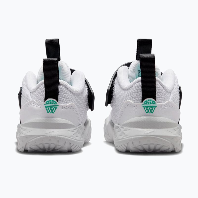 Încălțăminte pentru copii Nike Team Hustle D 12 white/black/clear emerald/topaz gold 4
