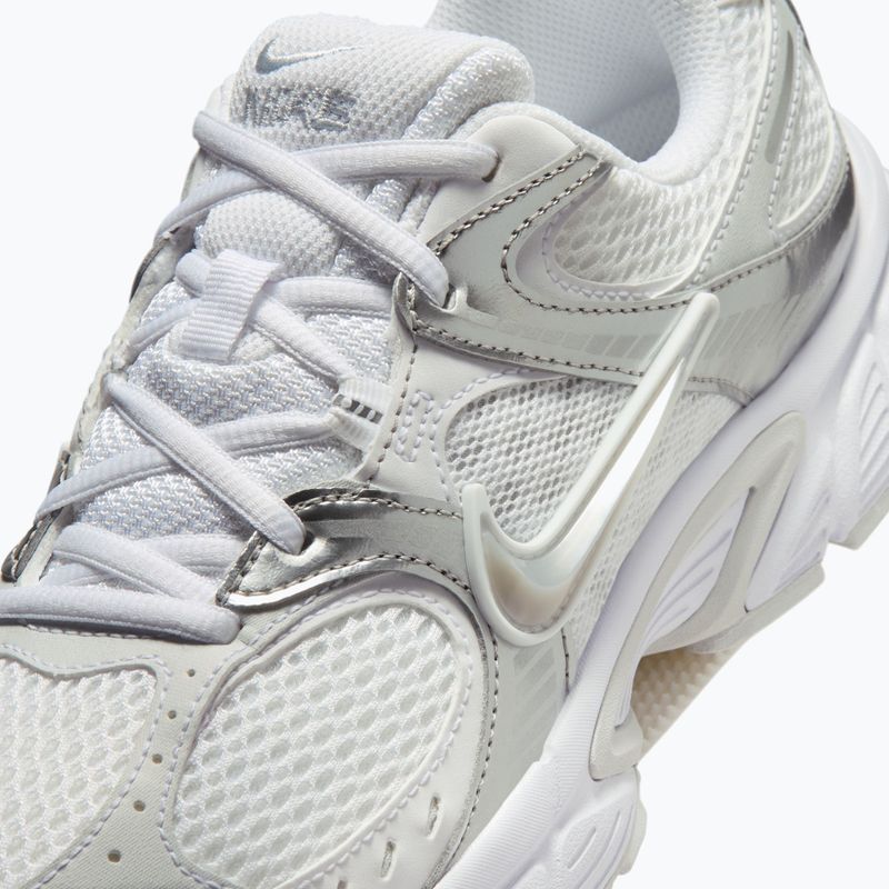 Încălțăminte pentru femei Nike V5 RNR white/metallic platinum/metallic silver 5
