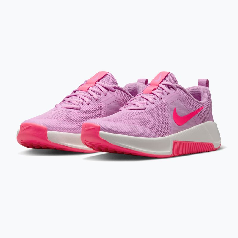 Încălțăminte de antrenament pentru femei Nike MC Trainer 3 light magenta/sail/hyper pink 3