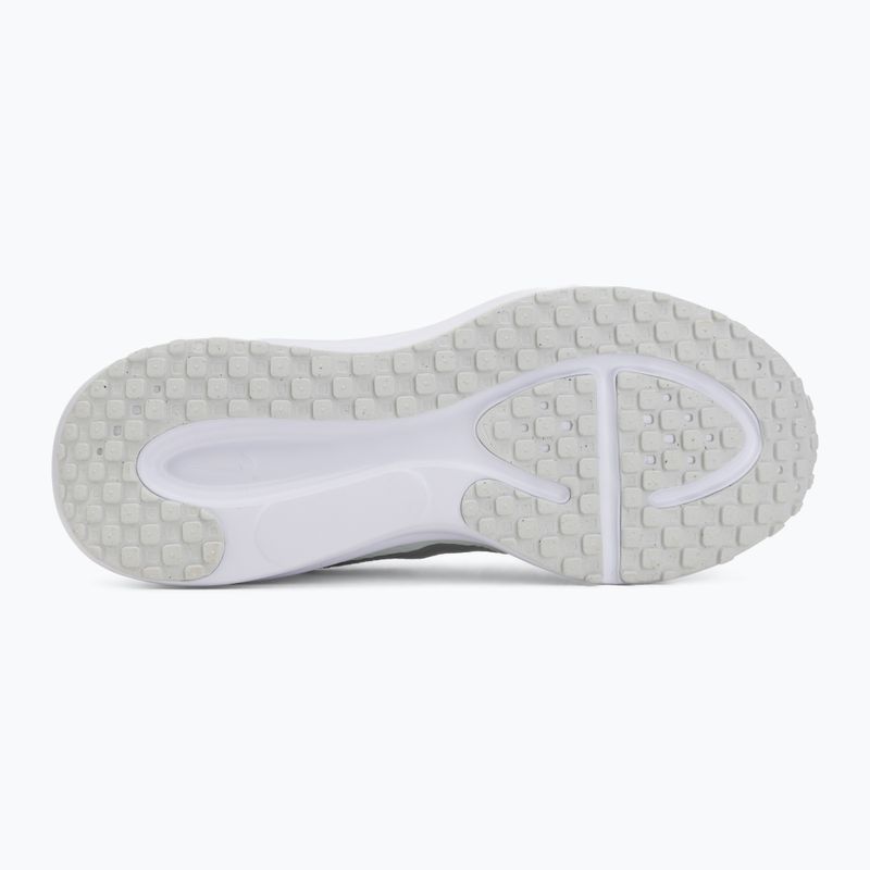Încălțăminte de alergare pentru femei Nike Revolution 8 off white/barely green/metallic silver 4