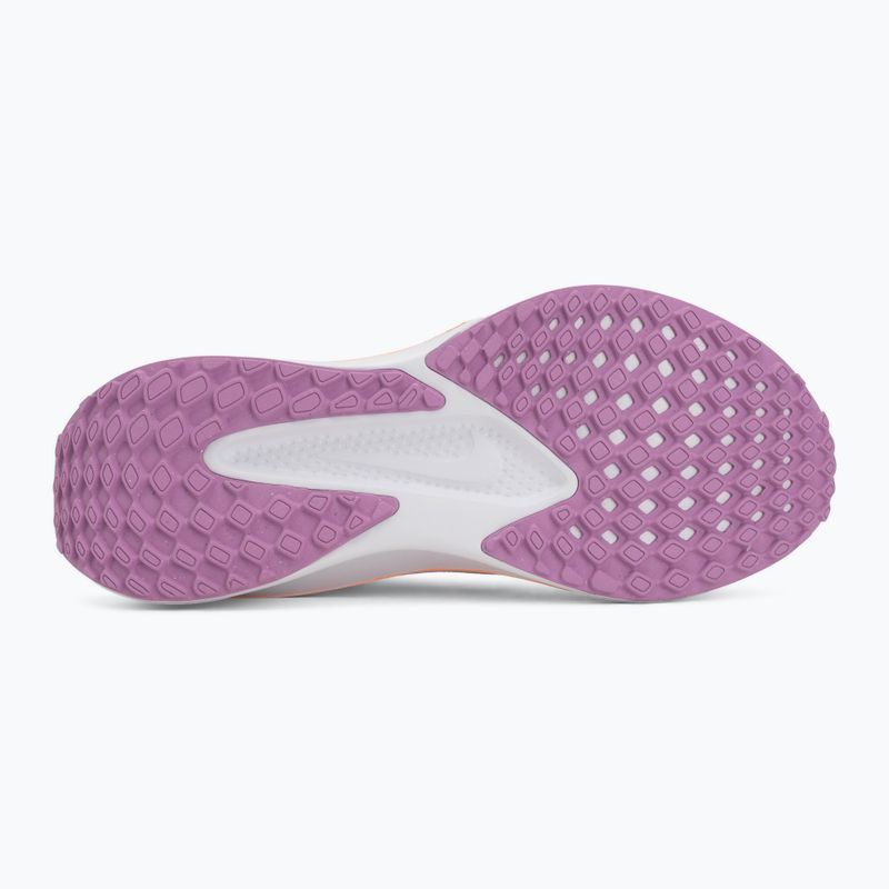 Încălțăminte de alergare pentru femei Nike Quest 6 white/bright violet/light magenta/black 4