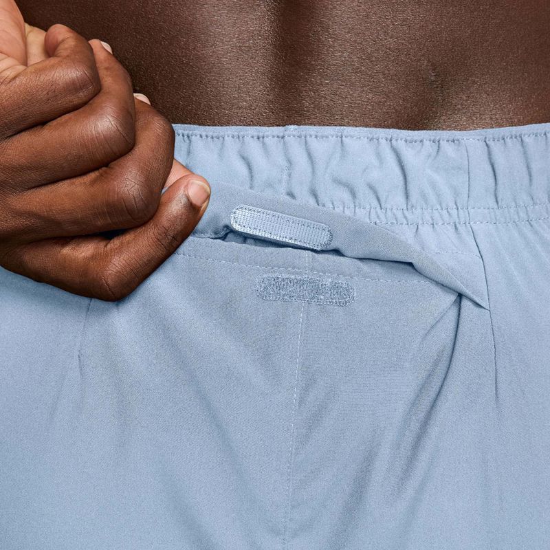 Pantaloni scurți de alergare pentru bărbați Nike Challenger Dri-Fit Brief-Lined 7" hydrogen blue/lapis 4