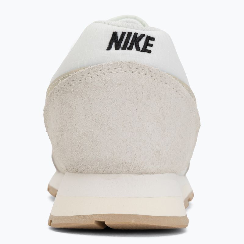 Încălțăminte pentru femei Nike MD Runner 2 SE coconut milk/black/linen/sail 6