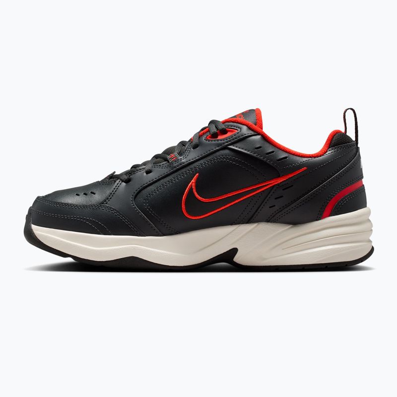 Încălțăminte de antrenament pentru bărbați Nike Air Monarch IV dark smoke grey/picante red/black 2