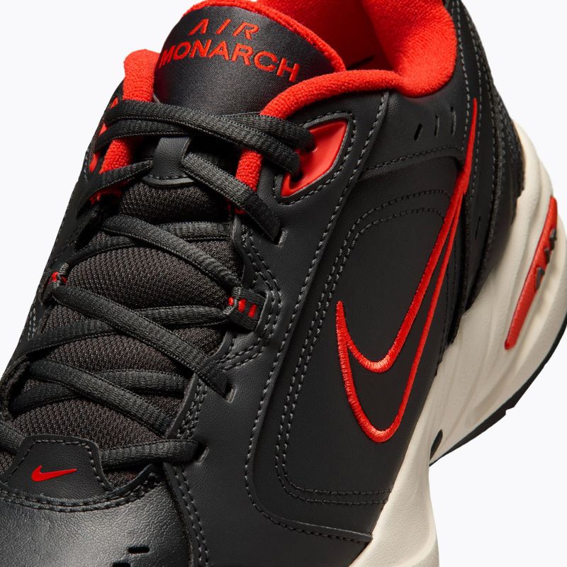 Încălțăminte de antrenament pentru bărbați Nike Air Monarch IV dark smoke grey/picante red/black 3