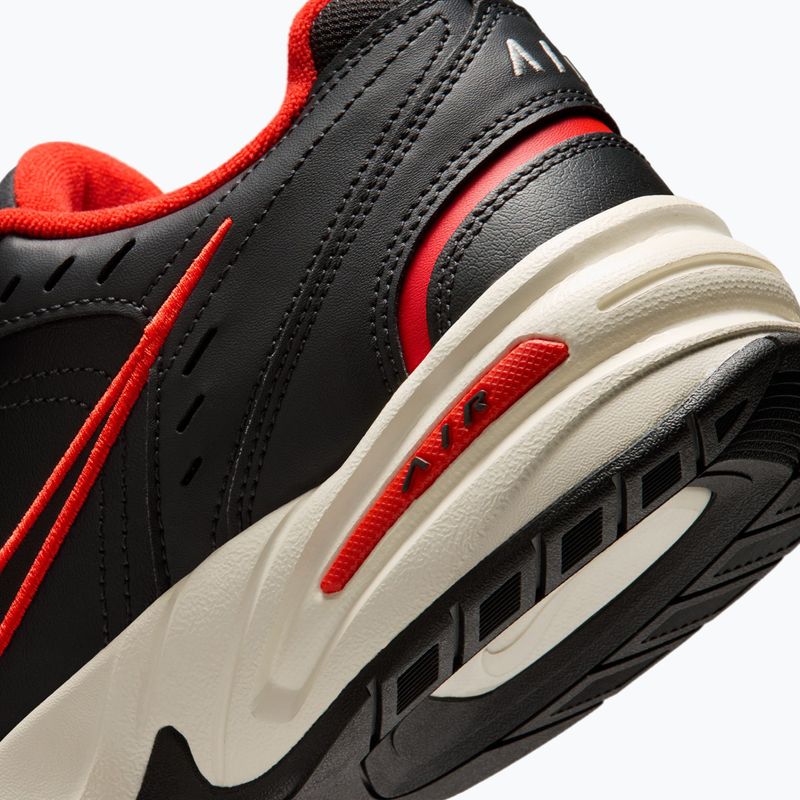 Încălțăminte de antrenament pentru bărbați Nike Air Monarch IV dark smoke grey/picante red/black 4