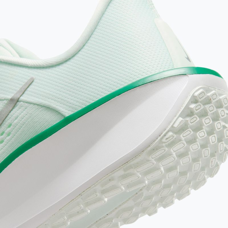 Încălțăminte de alergare pentru femei Nike Quest 6 barely green/white/metallic silver 4