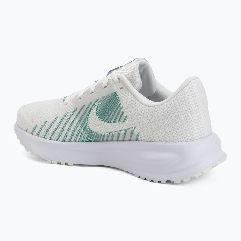 Încălțăminte de alergare pentru femei Nike Run Defy summit white/white/metallic silver 3