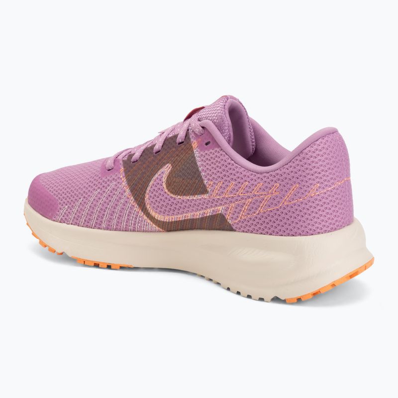 Încălțăminte de alergare pentru femei Nike Run Defy light magenta/chalk/orange pulse/black 3