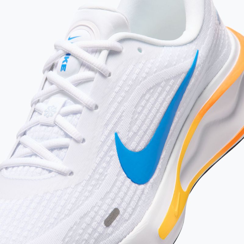 Încălțăminte de alergare pentru bărbați Nike Journey Run white/total orange/blue crystal 3