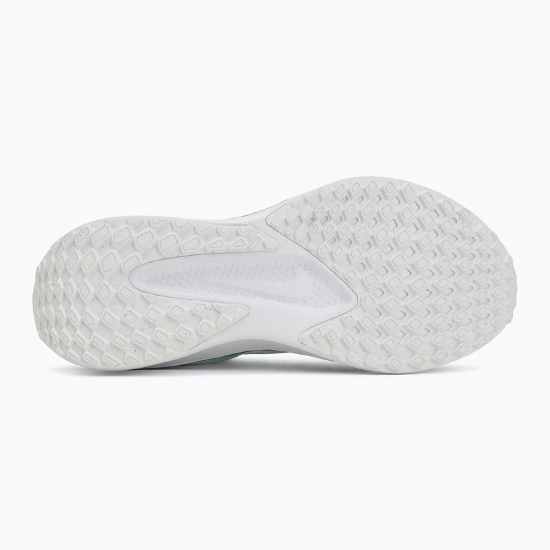 Încălțăminte de alergare pentru femei Nike Quest 6 barely green/white/metallic silver 4