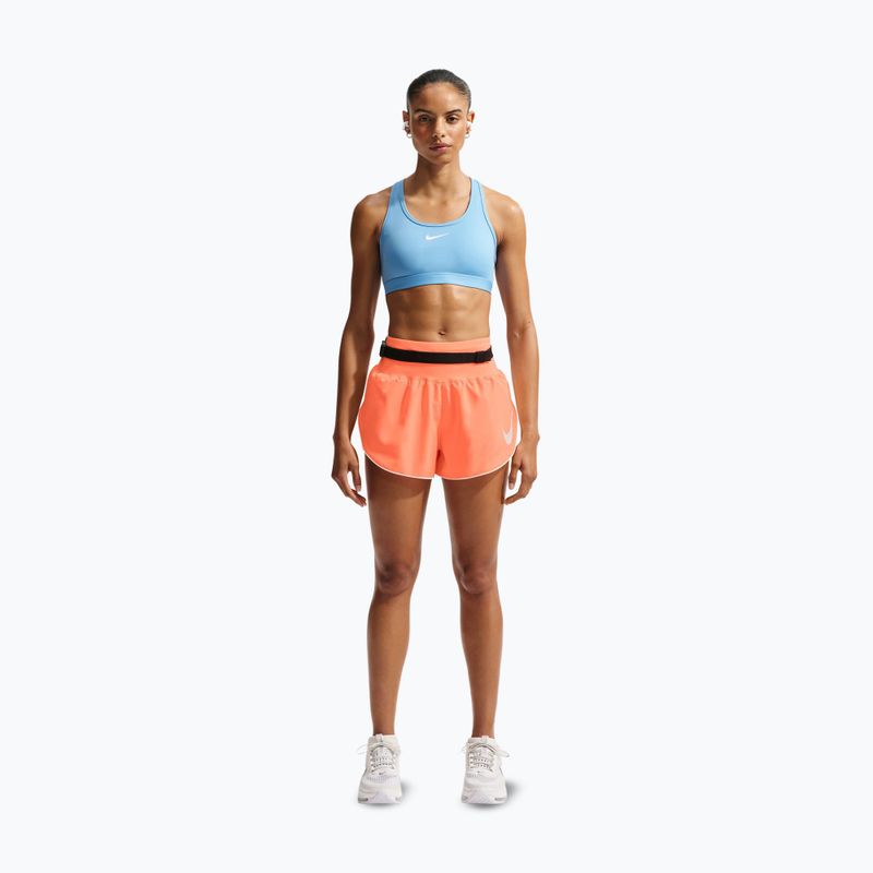 Pantaloni scurți de alergare pentru femei Nike Tempo Swoosh Dri-Fit Mid-Rise Brief-Lined orange pulse/white 2