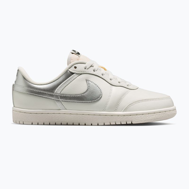 Încălțăminte pentru femei Nike Air Jordan Skyline Low swan/black/metallic silver