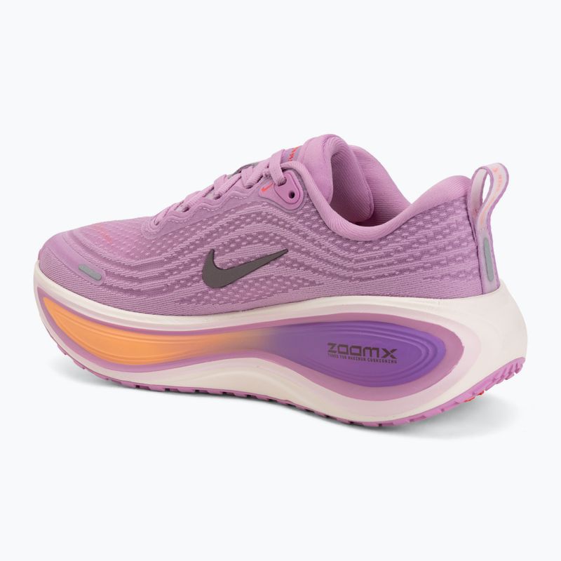 Încălțăminte de alergare pentru femei Nike Vomero Plus light magenta/pink foam/bright violet/black 3