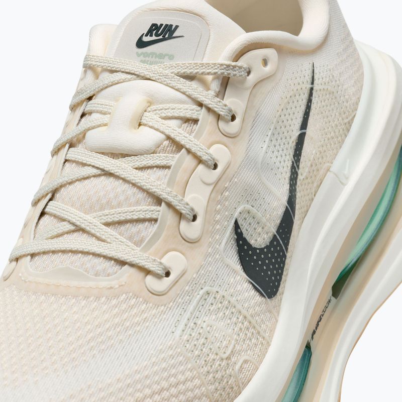 Încălțăminte de alergare pentru bărbați Nike Vomero Premium pale ivory/sanddrift/black spruce 3