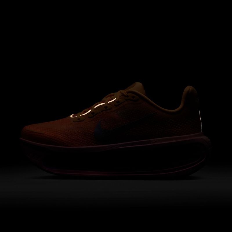 Încălțăminte de alergare pentru femei Nike Vomero Premium tangerine tint/bright crimson/tattoo 4