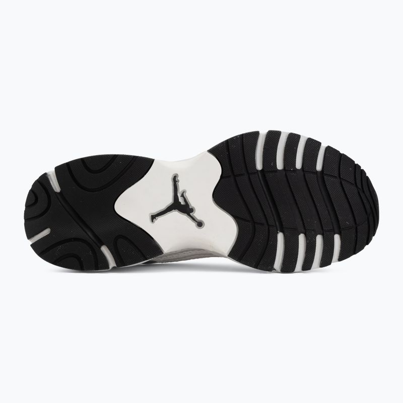 Buty damskie Nike Jordan Trunner Flow summit white/metallic silver/black 4