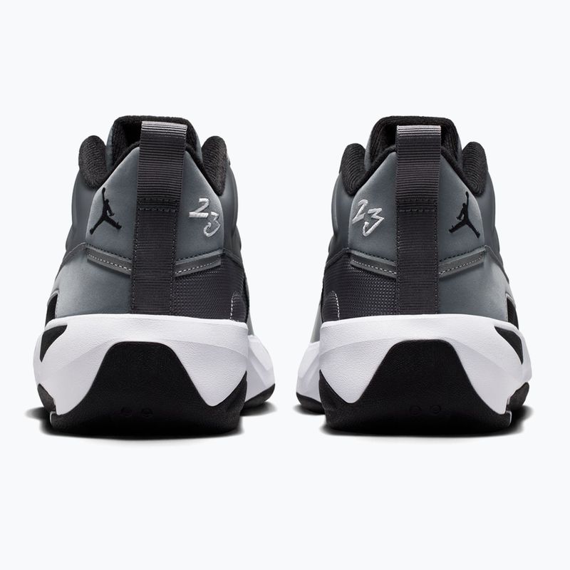 Încălțăminte pentru bărbați Nike Jordan Max Aura 7 cool grey/white/black 4