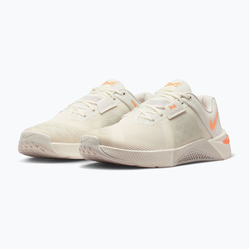 Încălțăminte de antrenament pentru femei Nike Metcon 10 sail/phantom/ice peach/orange pulse 3